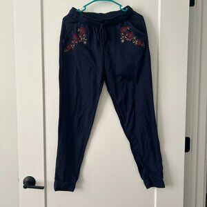 Francesca's Alya Floral Comfy Jogger Pants